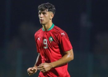 نادي تركي يحلم بأيمن أرجويج