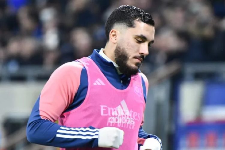 باريس سان جيرمان يفكر في ريان شرقي