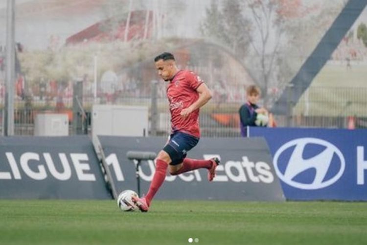 مهدي زفان يبحث عن نادٍ