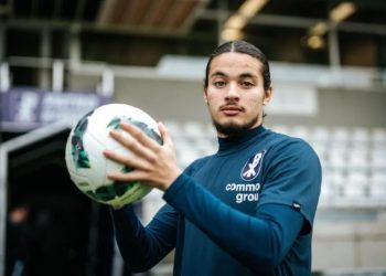 5 لاعبين جزائريين قد يغيرون أنديتهم هذا الشتاء