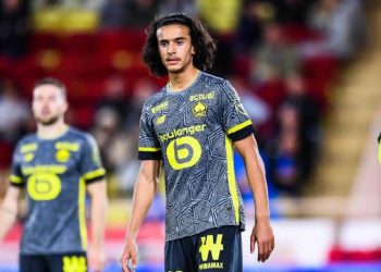 أيوب بوادي حر في الرحيل؟