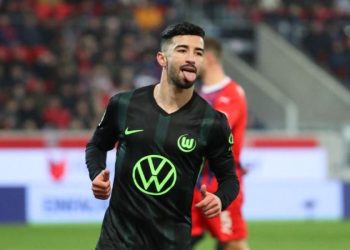 محمد عمورة كاد أن يوقف كل شيء