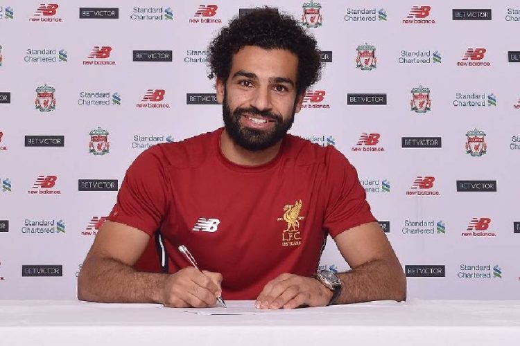 عامان إضافيان لمحمد صلاح في ليفربول؟
