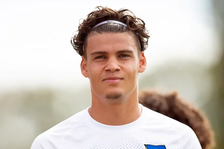 وجهة جديدة لعمر الرقيق