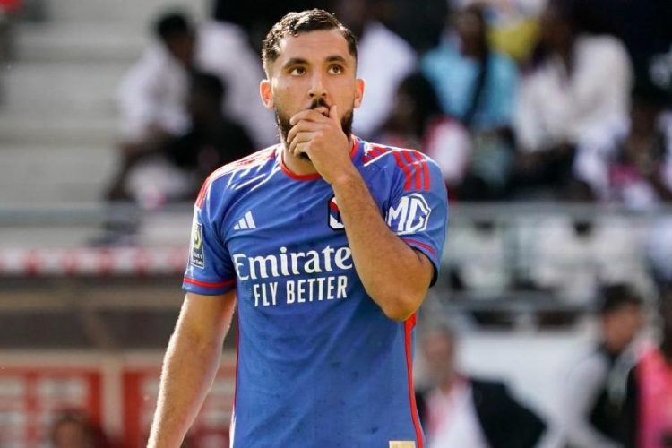 ناديان كبيران على ريان شرقي