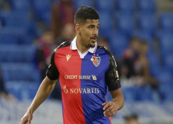 محمد دراغر يستعد لمغادرة بازل السويسري