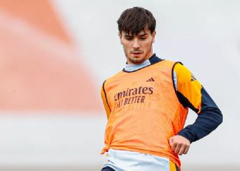 3 لاعبين مغاربة قد ينتقلون إلى أنديتهم قبل غلق سوق الانتقالات الشتوية