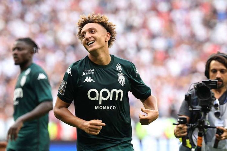 هل برشلونة مستعد لإفساد خطط باريس سان جيرمان بشأن إليسي بن الصغير؟