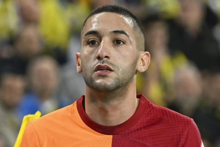 الدحيل يقترب من التعاقد مع حكيم زياش