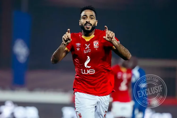 محمود كهربا على أعتاب التوقيع لنادٍ جديد