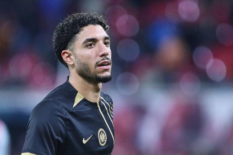 عمر مرموش يفتح الباب أمام مانشستر سيتي