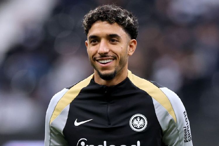 مانشستر سيتي في المقدمة في قضية عمر مرموش