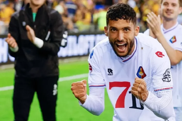 الوداد يفتقد زكريا الدهشوري