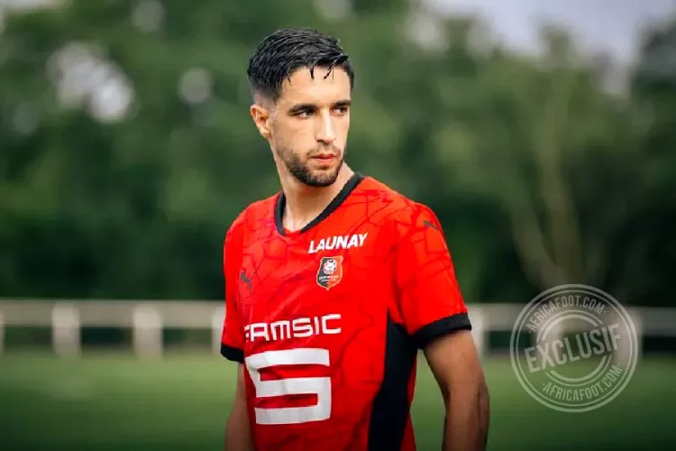 محمد جواب بشكل دائم في أميان؟