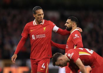 ليفربول لا يزال ينتظر رد محمد صلاح بشأن مستقبله