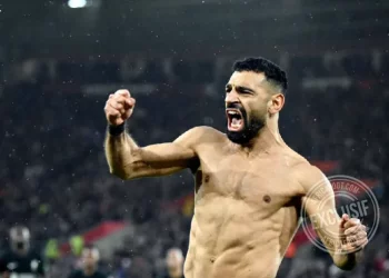 تيتي كامارا يأمل في أن يمدد محمد صلاح إقامته في ليفربول