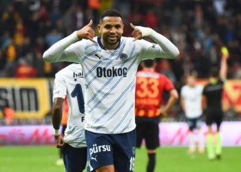 صلاح الدين بصير: أنصح يوسف النصيري باختيار الدوري الإنجليزي الممتاز