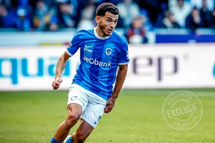 زكريا الوحدي مطلوب في بنفيكا: عرض 10 ملايين يورو قيد الإعداد