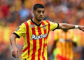 نادي فالنسيا مهتم بضم أنس زاروري