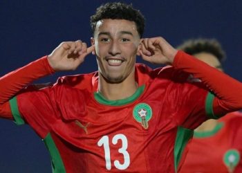 إدريس آيت الشيخ، النجم المغربي الجديد، يحظى باهتمام نادي برشلونة