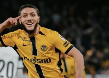 جاوين حاججم في مرمى بوروسيا دورتموند