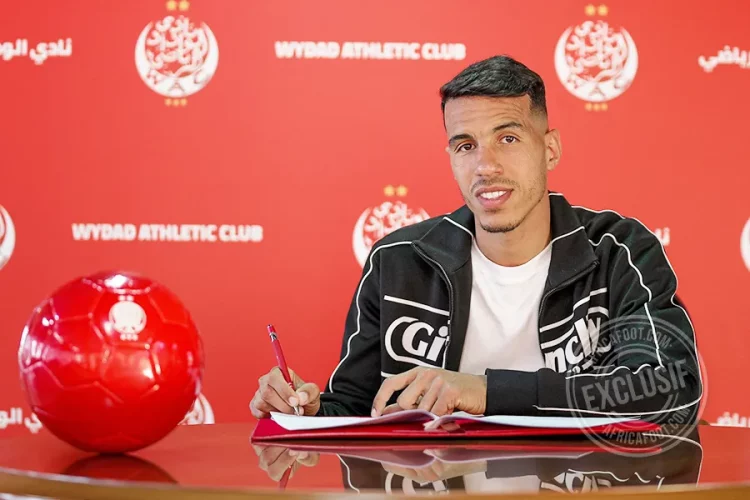 وكيل جمال حركاس يرد على شائعات رحيله عن الوداد