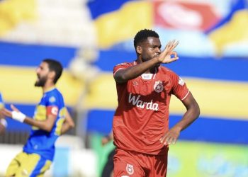 عروض مصرية لهداف الدوري التونسي