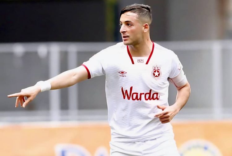 راقي العواني يلفت أنظار أنجيه ورين الفرنسيين