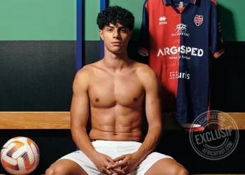 هاشم مستور يوقع مع فيرتوس فيرونا