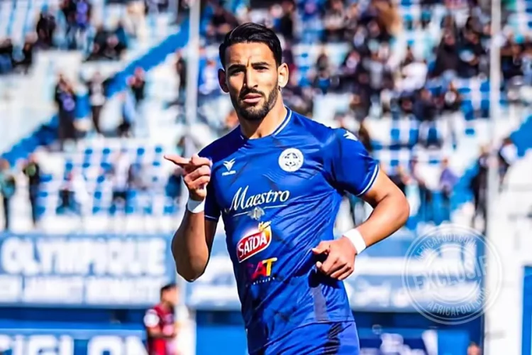 الرجاء يعرض 300 ألف يورو للتعاقد مع حازم مستوري