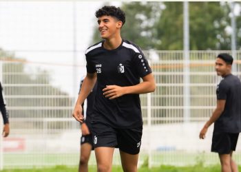 إيليان مهند ينضم إلى باريس سان جيرمان