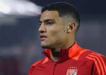 “مغرب فوت” يكشف قيمة شراء الأهلي مصطفى العش من زد