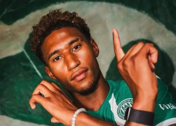 فيبورغ الدنماركي يتعاقد مع التونسي سامي جلال كرشود لمدة 5 مواسم