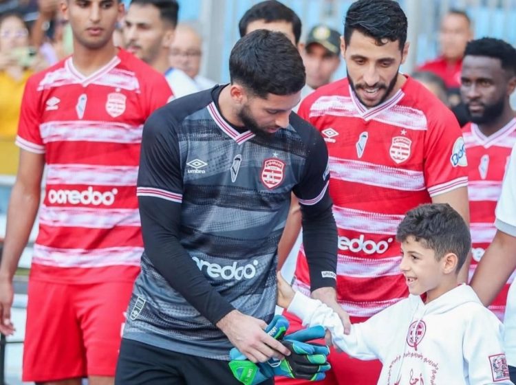 معز حسن يتلقى عروضًا من الدرجة الثانية الفرنسية