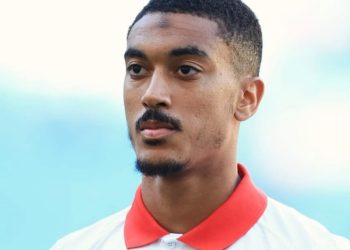 يان فاليري يلوح بمغادرة نادي شيفيلد وينسداي!