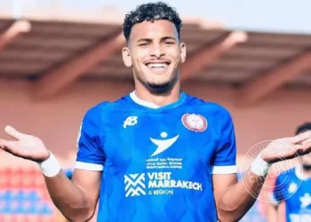 الكوكب المراكشي ونهضة بركان يتطلعان لإشراك ثلاثة لاعبين في صفقة تبادل.