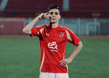 أشرف بن شرقي يرفض الرحيل إلى قطر