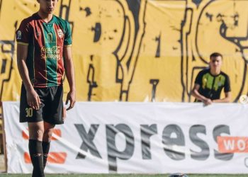 لونس و نيس يتابعان خليل العياري