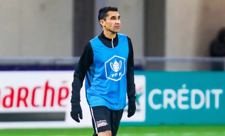 نسيم أكرور يعتزل عن عمر ناهز 51 عامًا