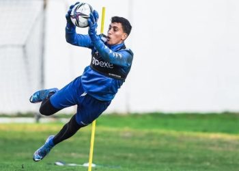 النادي الصفاقسي يرفض التفريط في أيمن دحمان