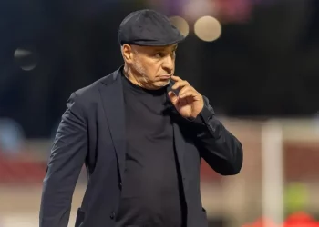 المدرب نور الدين زكري يصل السعودية ويُفاوض 4 أندية