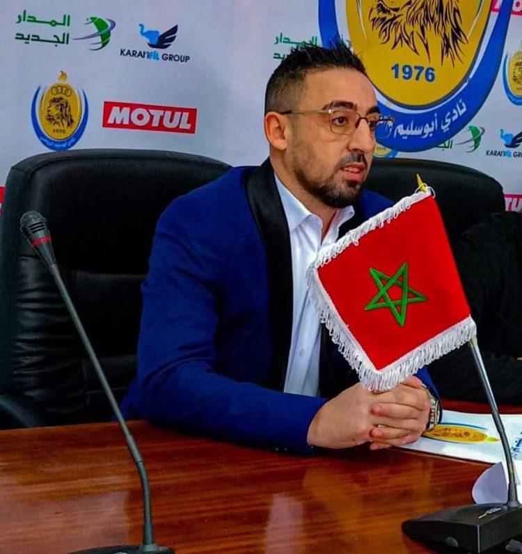 في تقييمه لحصيلة الميركاتو الصيفي بالمغرب.. وكيل اللاعبين طارق العافية يؤكد “الاحتراف يظل حكرا على أندية الصفوة”