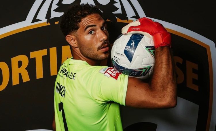 لم يشارك حتى الآن مع فريقه البرتغالي.. حمزة علاء يواجه أزمة عاصفة في مشواره الاحترافي