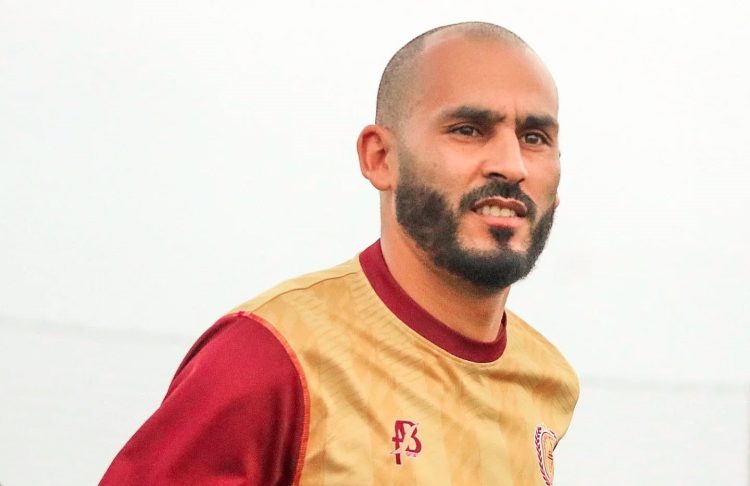 خالد بوطيب في حوار مع مغرب-فوت: اخترت الكوكب المراكشي من القلب وليس من أجل المال وأطمح لقيادته نحو القمة