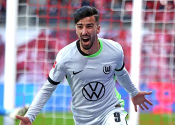 قاسي السعيد: “عمورة من أفضل المهاجمين في أوروبا وقادر على التألق مع أيّ فريق”