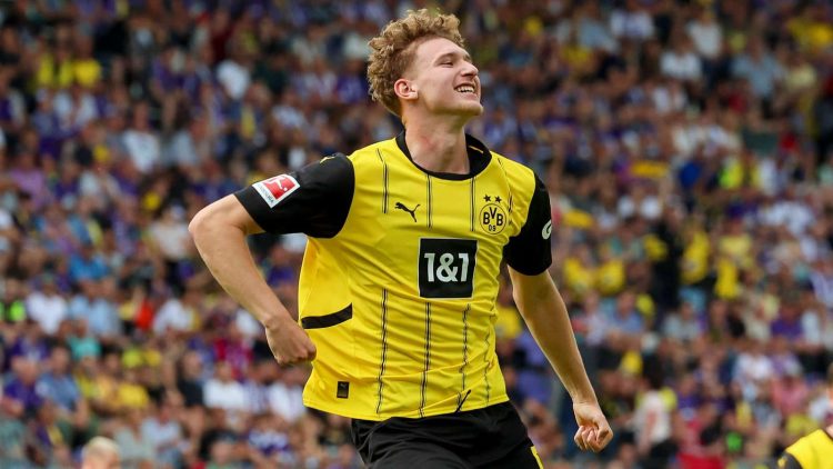 طارق لعزيزي: “إستدعاء إلياس بن قارة لمنتخب الجزائر سيفتح أمامه أفاقا جديدة في بوروسيا دورتموند”