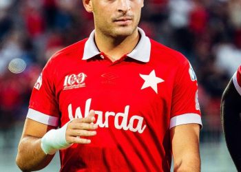 نادي واراغم يستعد لتقديم عرض لضم رقي العوّاني