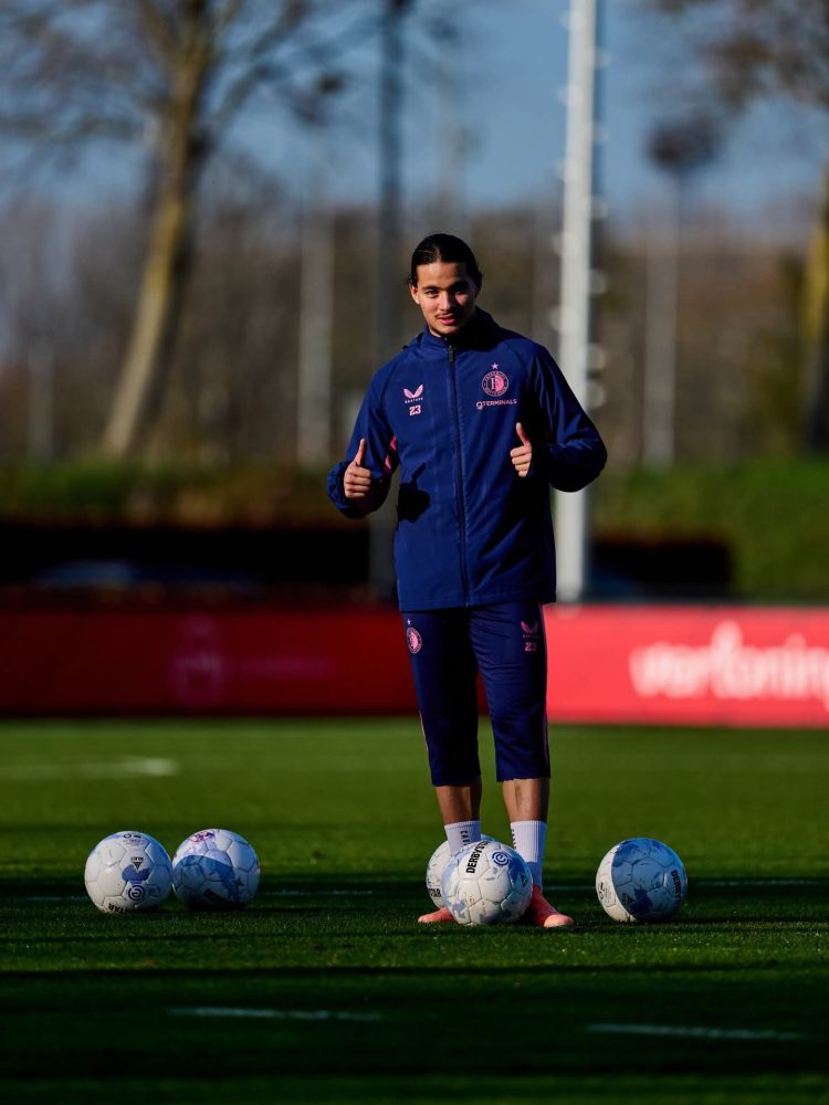 وكيل الأعمال محمد دحمان لـ “مغرب فووت”: “حاج موسى مُتابع بشدّة، لكن لا يُمكنني التأكيد على أنّه سيغادر فينورد”