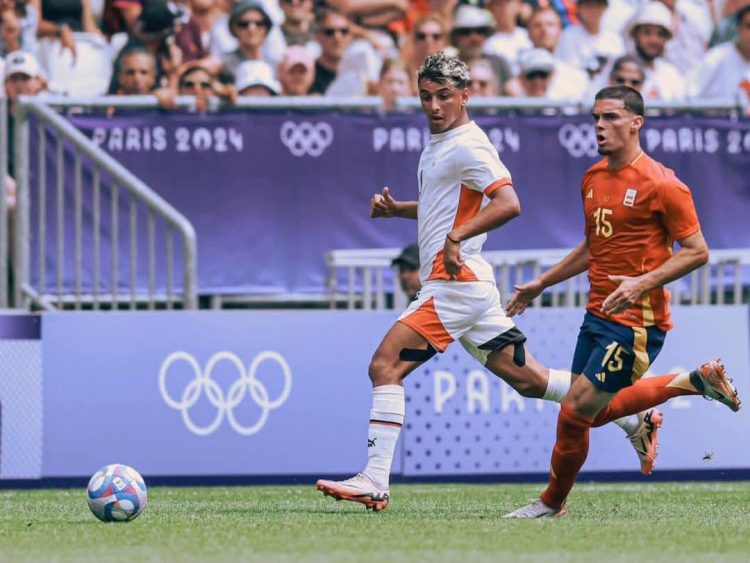 التفكير يزداد جدية في الأهلي للتعاقد مع أحمد عيد