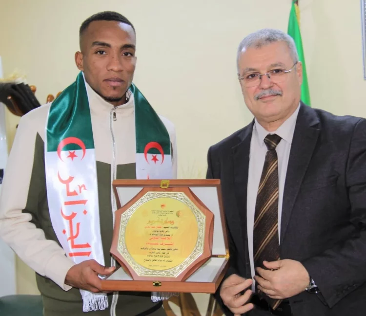 رئيس جمعية الشلف عبد الكريم مدوار يكشف لـ “مغرب فووت” الجديد حول وجهة أشرف عبادة